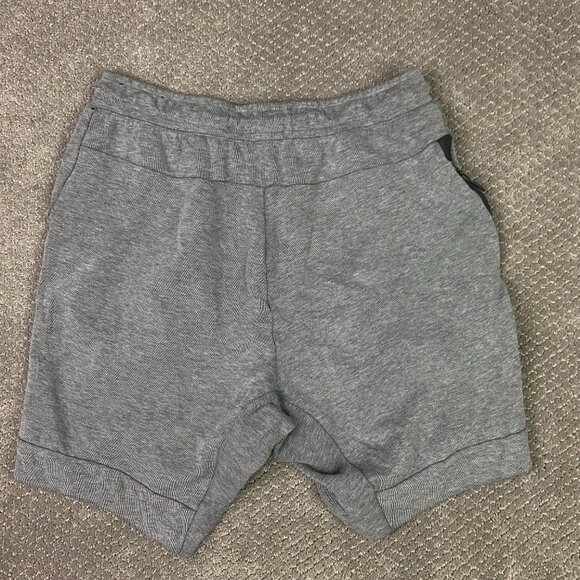 Nike Tech Fleece Shorts Men's Large Gray Gym Running Sweat Training 805160 091 - Picture 5 of 14